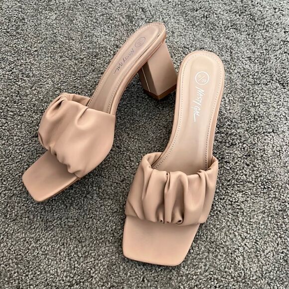 Nasty Gal Shoes - Nasty Gal Heel Sandal